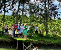  Trải nghiệm trò chơi dân gian & chụp ảnh