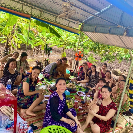 Hái trái cây tại vườn